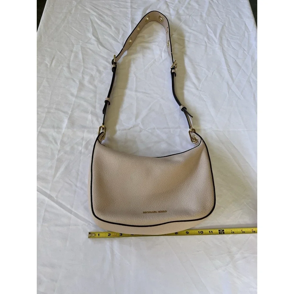 New Michael Kors Raven Medium Pebbled Leather Messenger Bag Light Pink Blush Hue